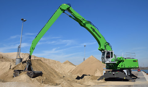 Sennebogen - 850 material handlers for port work