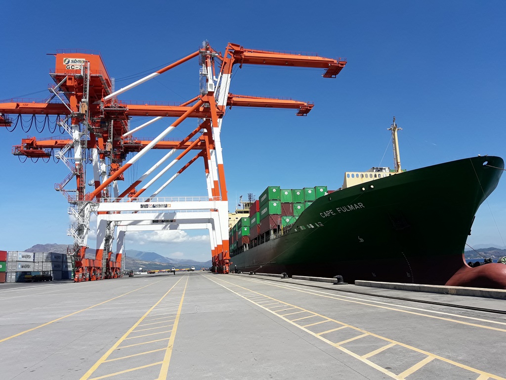 ICTSI - efficiency to attract more shipping lines - Subic - Cape Fulmar